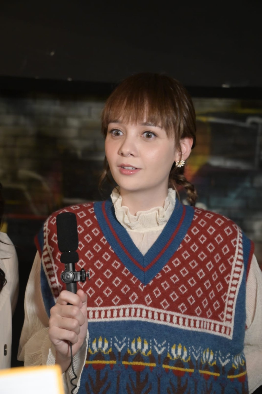 Asha拒抗做女神。