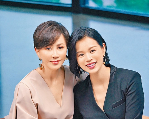 杏兒現身嘉玲主持的訪談節目，大談事業、愛情等話題。