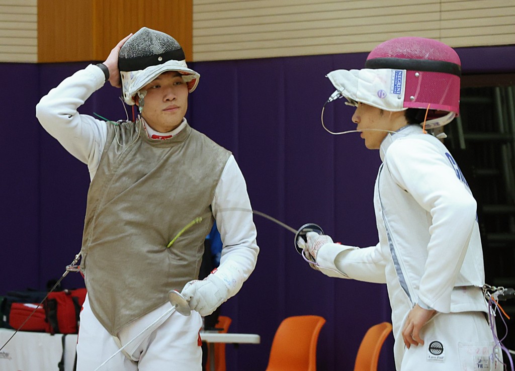 18歲的林浩朗（圖）上月跟大師兄張家朗、蔡俊彥及鄭鐵男齊齊奪得巴黎站世界盃團體金牌。徐嘉華攝