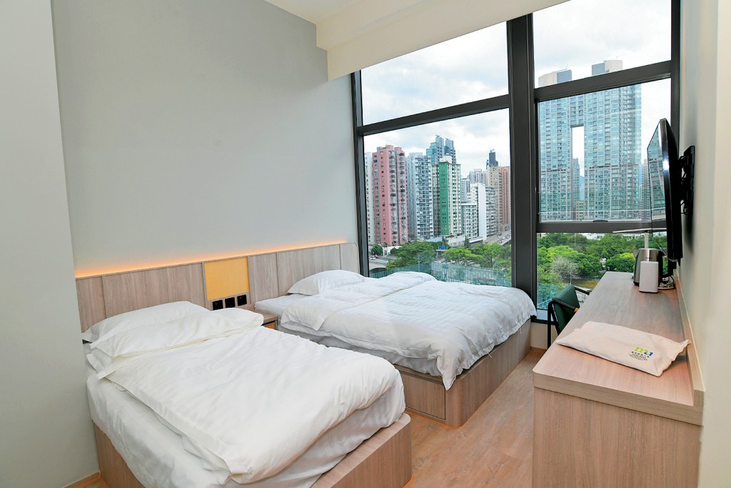 香港都會大學去年斥資10億,購入紅磡一幢酒店,轉作學生宿舍。