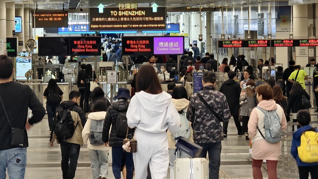 疫情過後,北上消費成港人新常態,西DorSi亦苦盡甘來。 疫情過後,北上消費成港人新常態,西DorSi亦苦盡甘來。