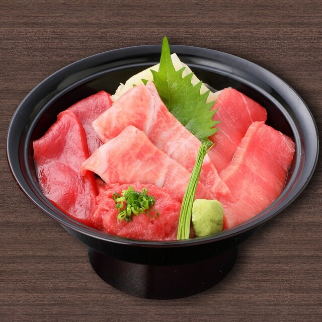 日本美食2023｜香睿刚推介 4.寿司「Sushizammai」 鱼生饭铺满鱼生，而且厚切，十分抵食。