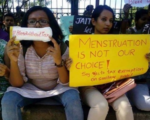 印度南部泰米尔纳德邦一名12岁女孩被老师强迫当众展示沾经血衣服，不甘受辱跳楼身亡。(网上图片)