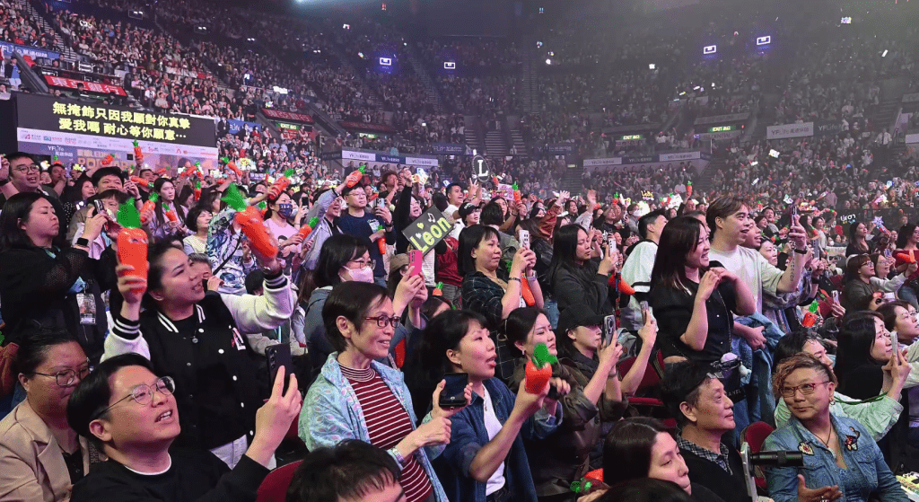 黎明紅館演唱會送出的蘿蔔手燈，成為騙徒又一新目標。
