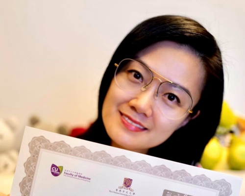 方健儀登記做中文大學醫學院「無言老師」。facebook圖片