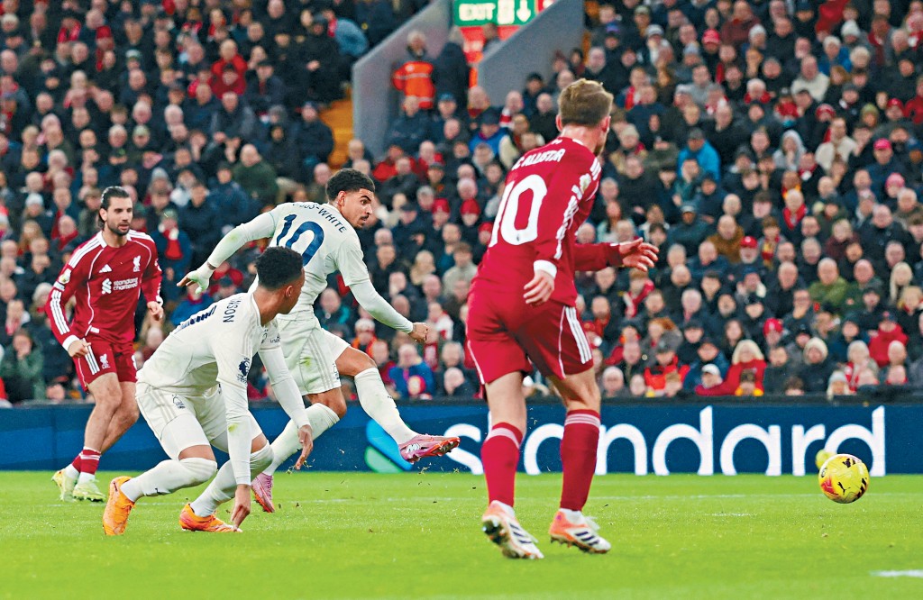 利物浦(紅衫)今場3次被森林攻破大門。