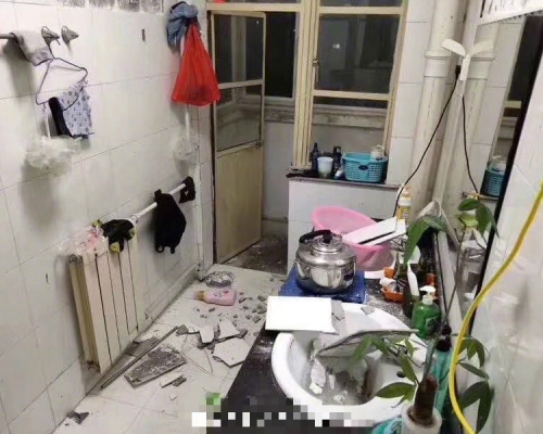 青海省海西州茫崖市發生三次地震，最強一次測得5.0級。　微博圖片