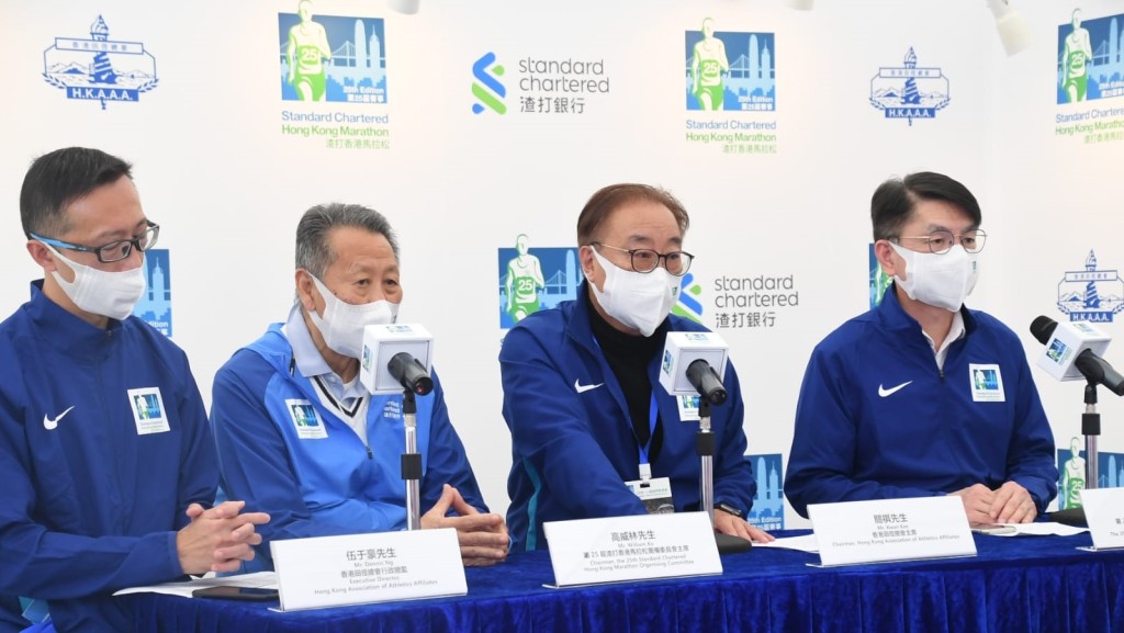 田總主席關祺(右二)。