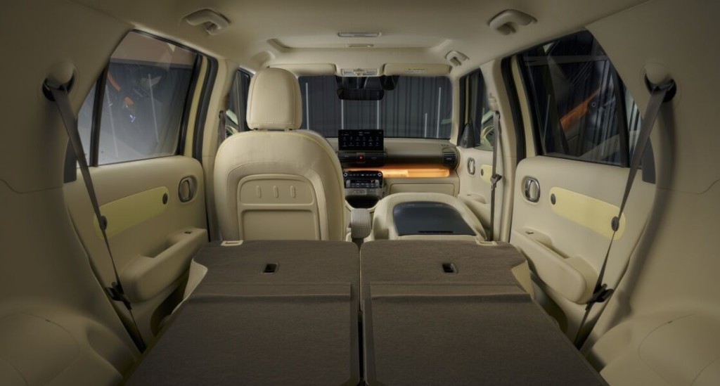 全新Hyundai Inster電動車,四座位車廂空間寬敞舒適。