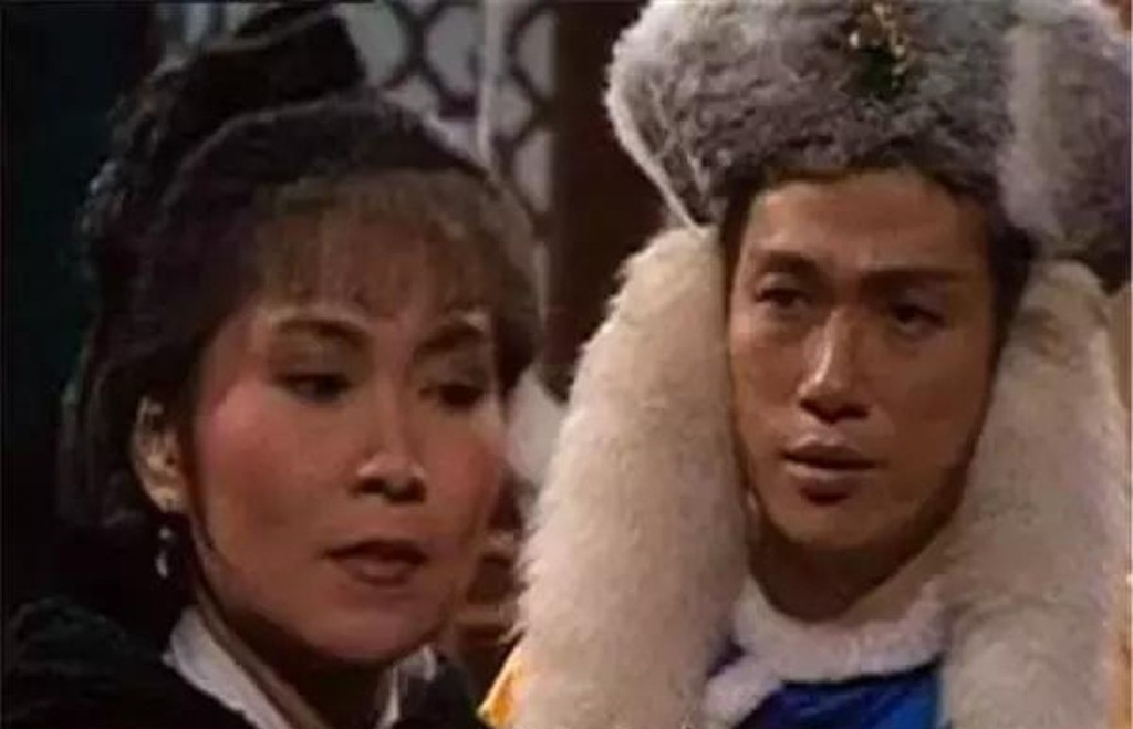 李司棋與劉江在1983年版本的《射鵰英雄傳》中，分別飾演包惜弱及完顏洪烈。