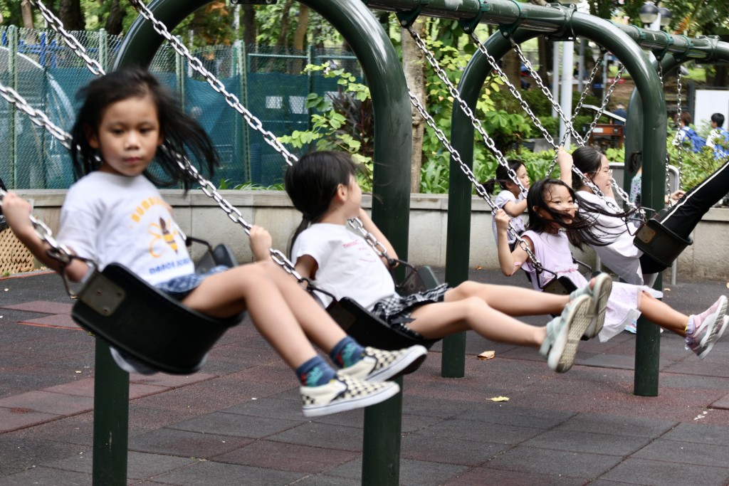 立法會福利事務委員會今日(2日)討論「兒童發展基金」計劃。 立法會福利事務委員會今日(2日)討論「兒童發展基金」計劃。