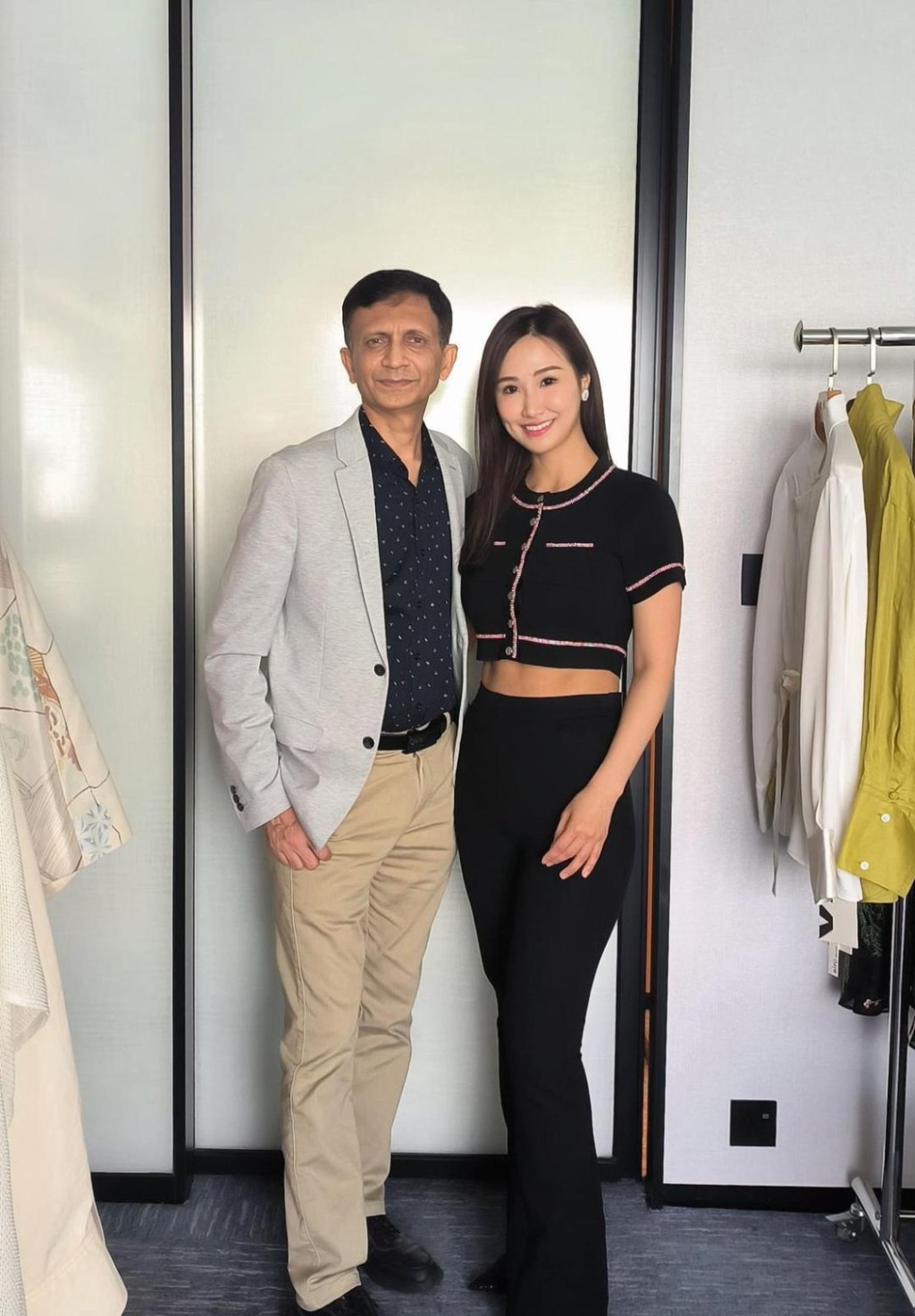 林寶玉跟國際媒體公司創辦人薩沙合照。 林寶玉跟國際媒體公司創辦人薩沙合照。