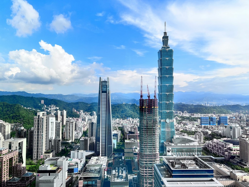 這篇充滿絕望的長文惹來網民兩極反應，有熱心網民獻計希望協助事主，有網民則提出各種質疑。（示意圖）