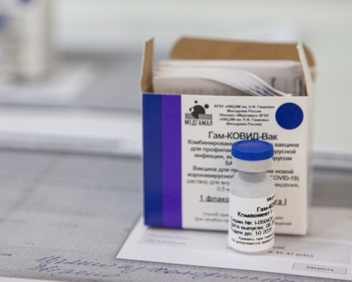 俄羅斯國防部領導層據報已全部接種新冠疫苗。AP圖片