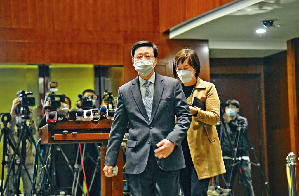 李家超指，被捕人「圖謀歹毒計畫癱瘓特區政府」，必須「迎頭打擊」。