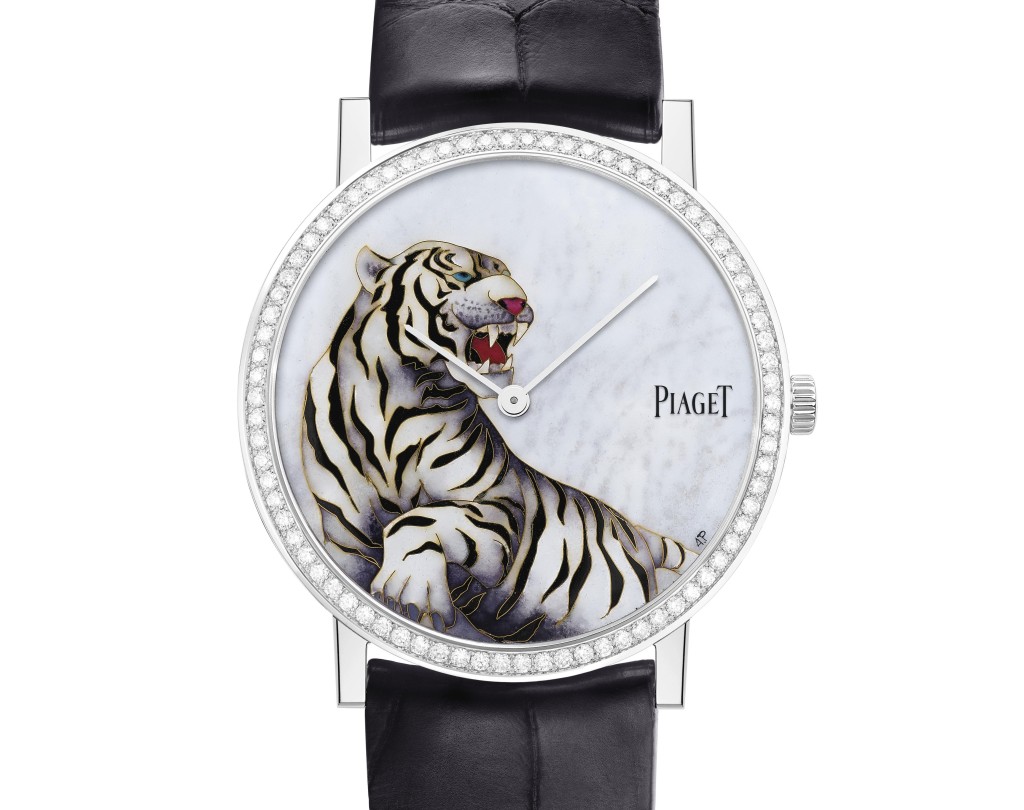 Piaget Altiplano Watch in Cloisonne Enamel，由于制作过程非常繁复，尤其经多次反复烧制过程中，珐瑯表盘会容易出现裂痕，所以虎年生肖表，并不适合大量生产，限量只有三十八枚之外，也仅限于Piaget专门店发售。