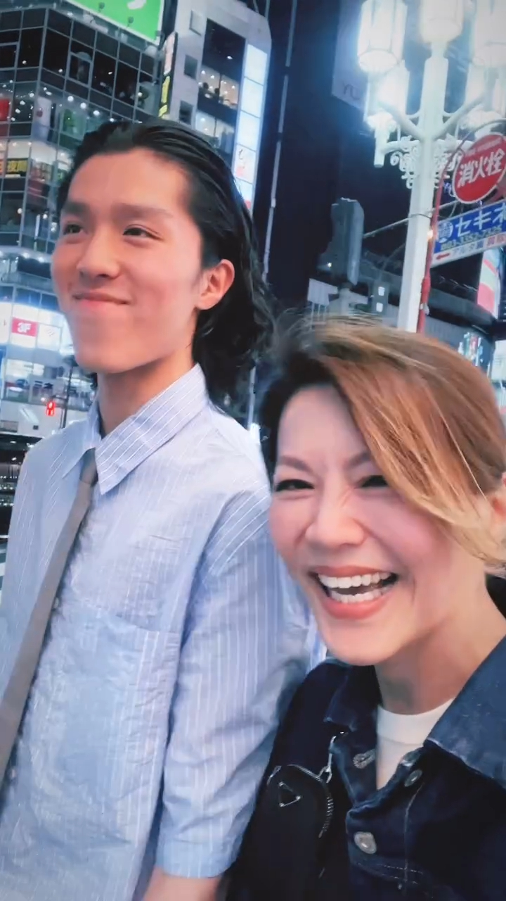 康子妮曾到日本探大仔林寶。
