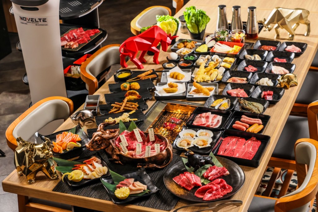 位於YOHO MALL的全新燒肉放題及涮涮鍋專門店「牛舞Gyumai」可同時品嚐燒肉及涮涮鍋盛宴。