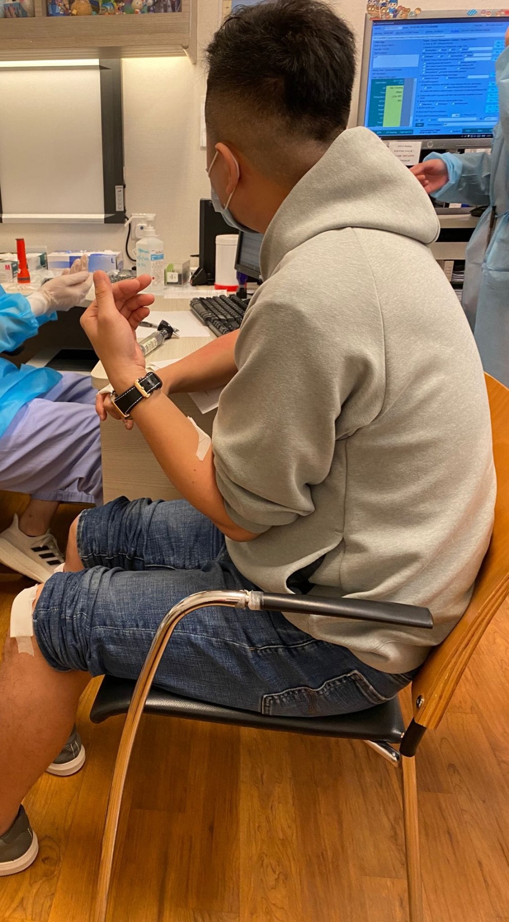 林偉文事後到醫院治理。林偉文fb圖片