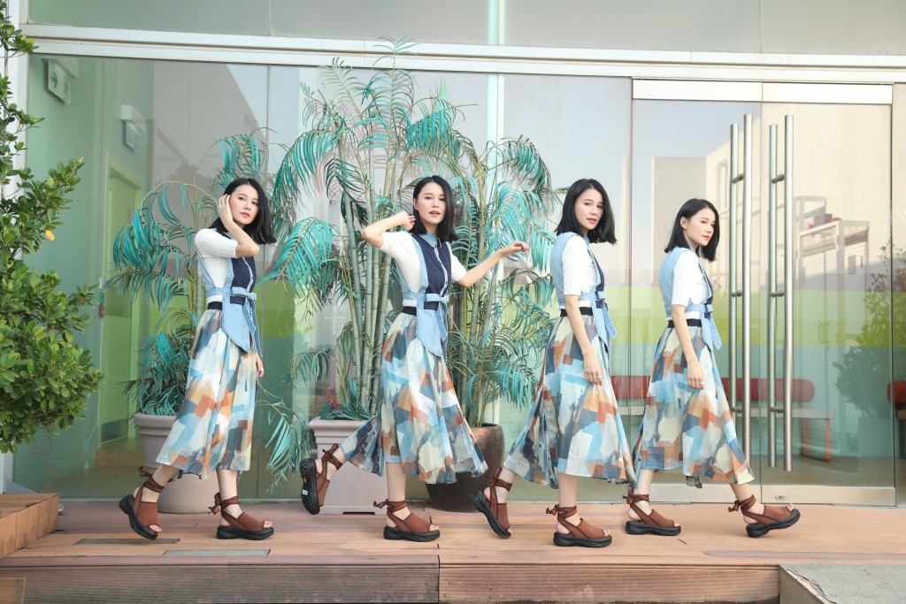 翠如走過了人生的低谷,現在好好享受婚姻生活。