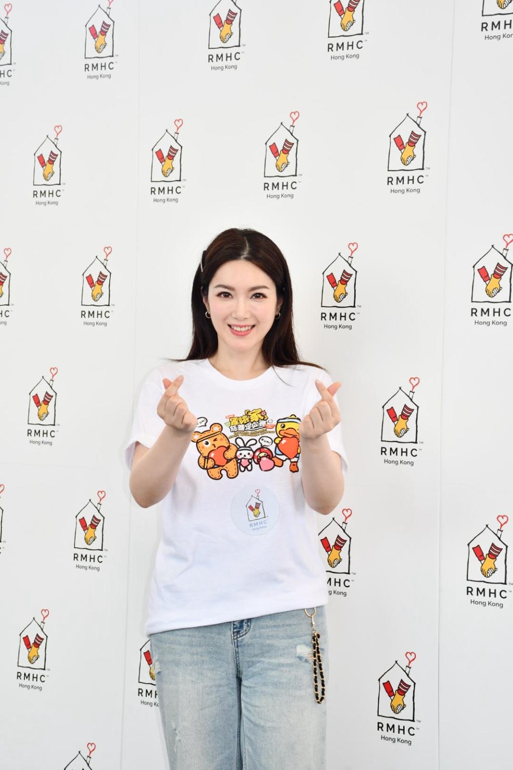 苟芸慧離婚後容光煥發出席活動。