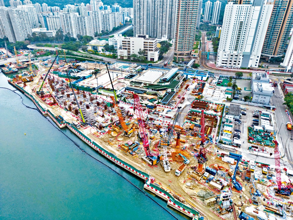 港鐵屯門第16區站第2期「巨無霸」物業發展項目由新地投得。