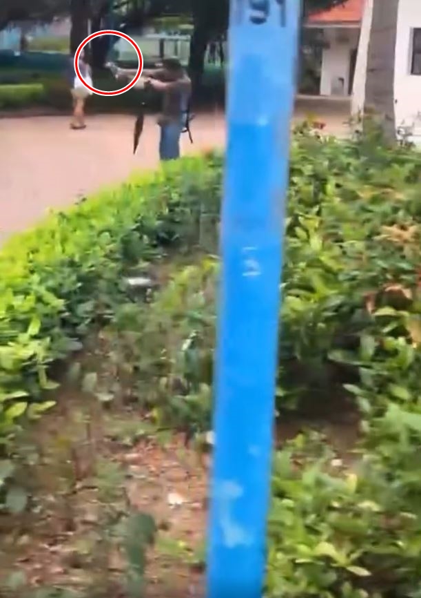 長者喝止不果被襲。Threads「7_nam_25676767」影片截圖