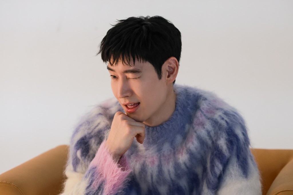 去年李帝勳憑韓劇《模範的士3》人氣再飆升。