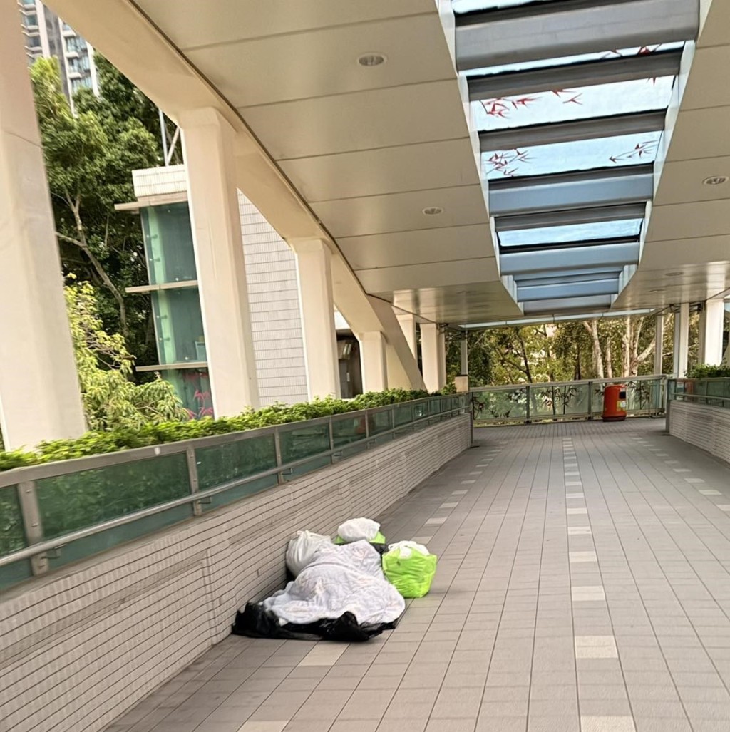 facebook截圖(資料來源:Jj Zhang@facebook東張西望關注組) facebook截圖(資料來源:Jj Zhang@facebook東張西望關注組)