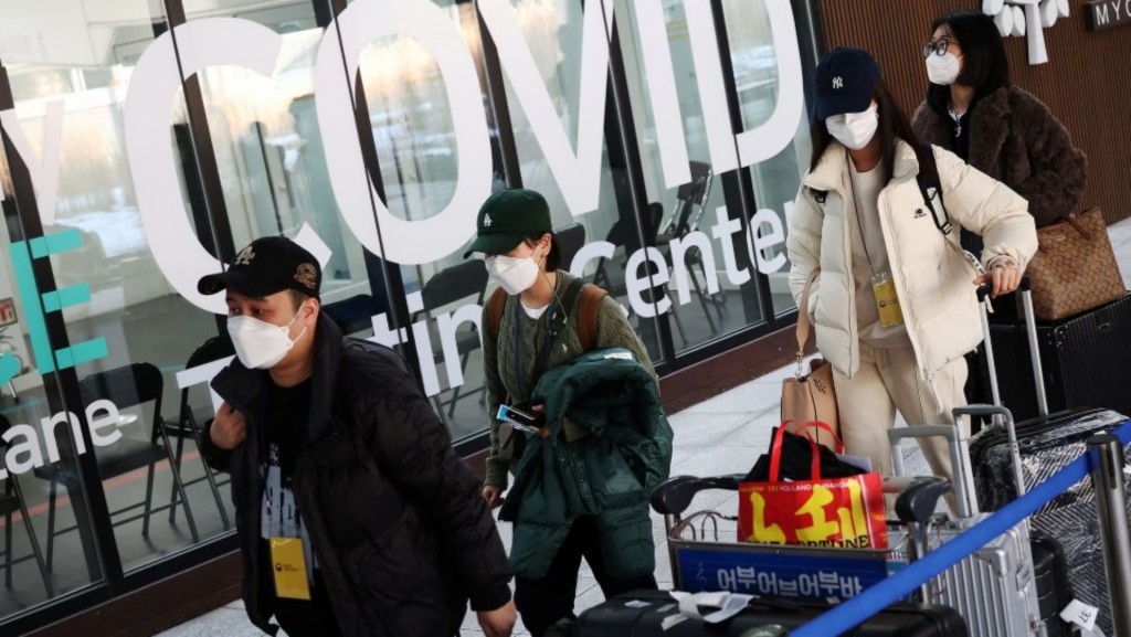 南韩早前宣布停向中国旅客签发短期签证。路透社
