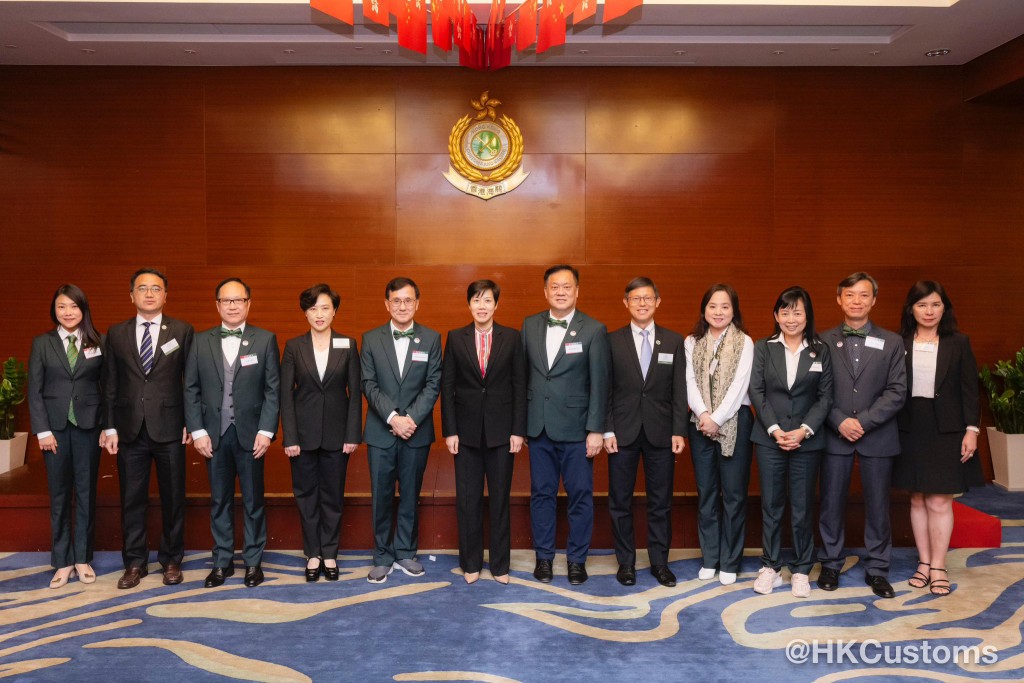 香港海關舉辦「香港 AEO 計劃交流會」，關長何珮珊(中)亦有出席。海關FB