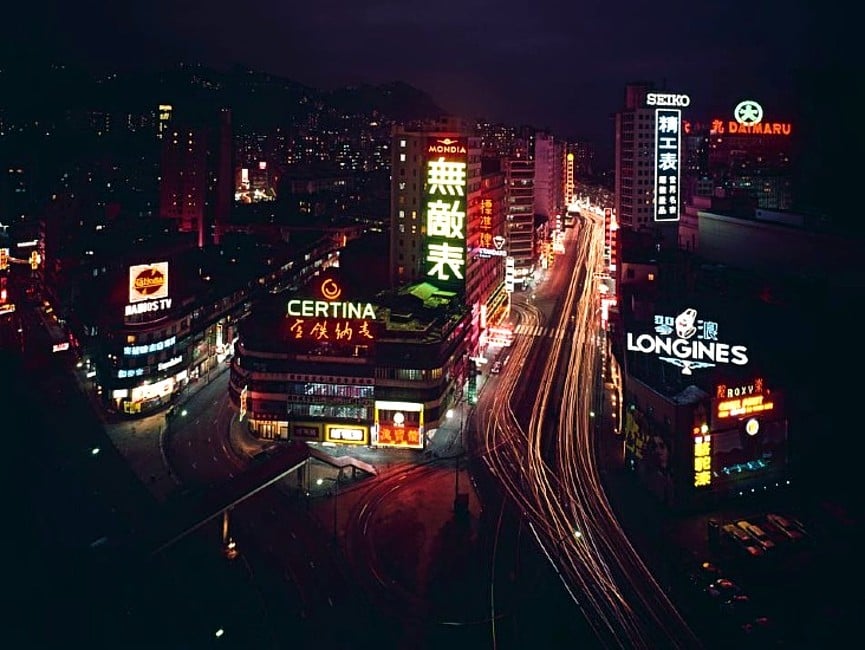 六、七十年代香港霓虹夜景成为香港引以为傲的景色。(网图)