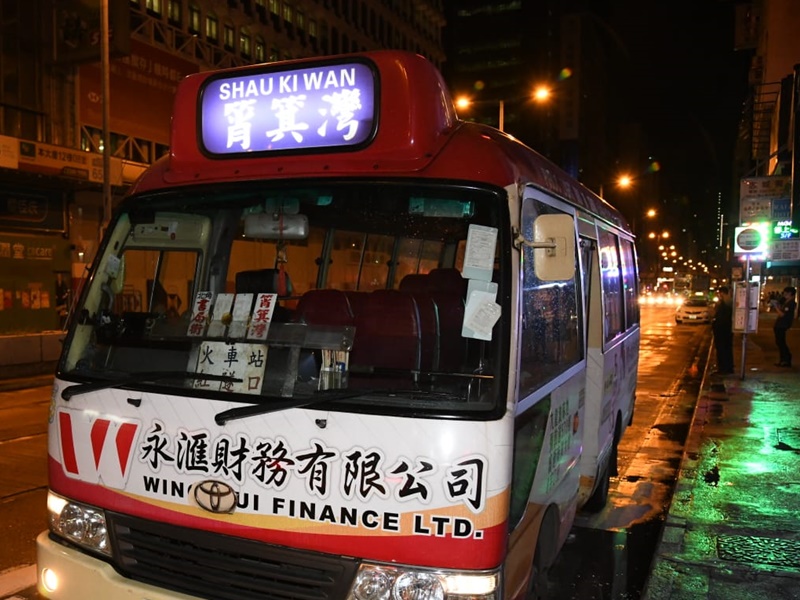 涉案小巴。