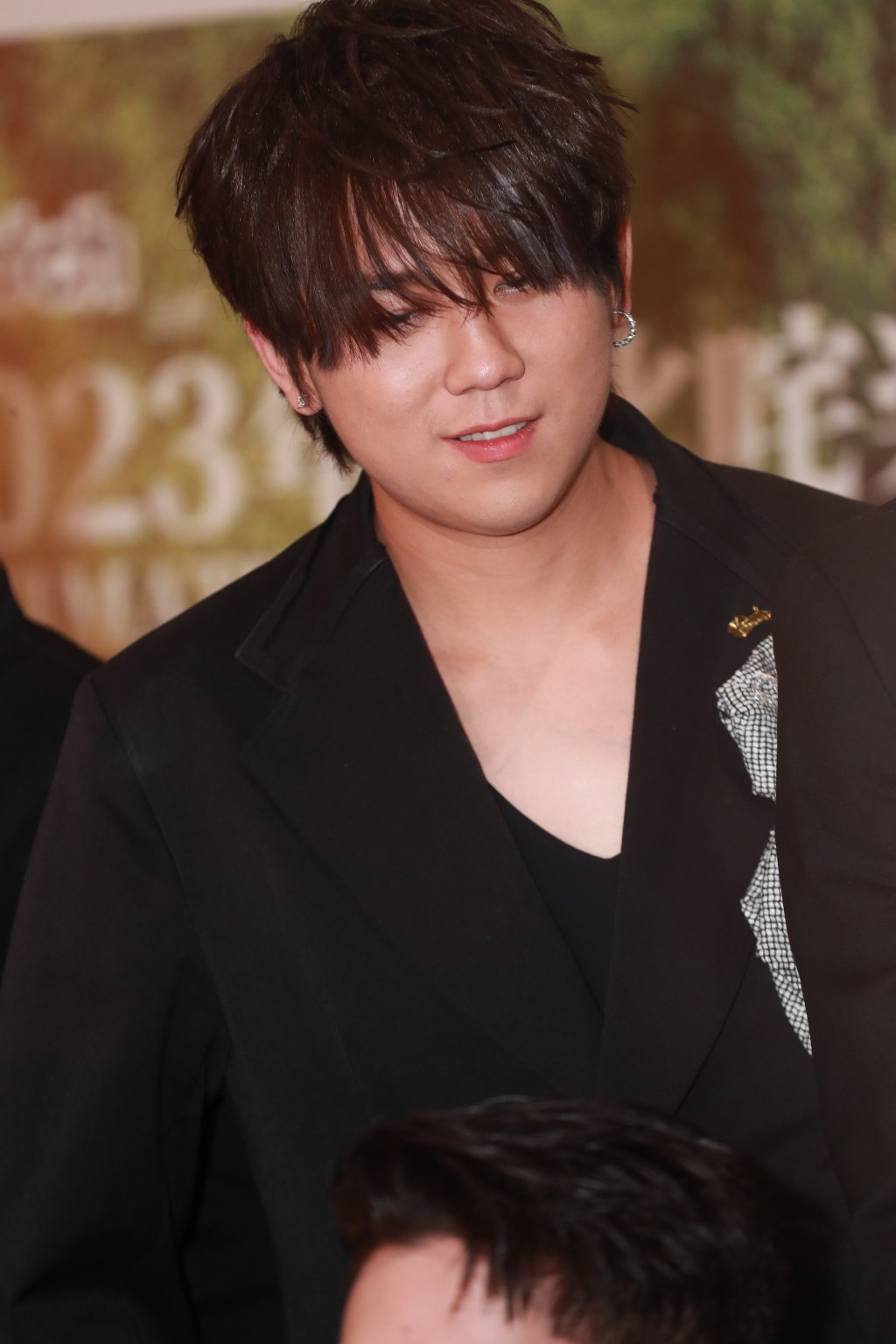 姜涛凭一曲《涛》夺得叱咤十大歌曲奖。