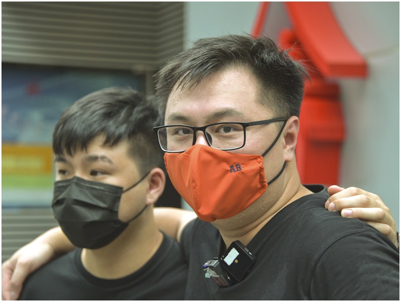 李軒朗(左)、王百羽(右)。資料圖片