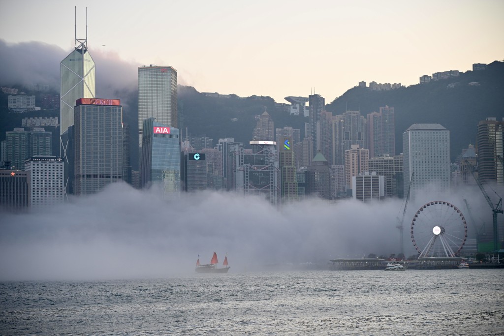 現時影響廣東沿岸的偏東氣流會在未來兩三日逐漸緩和並被一股海洋氣流取代。