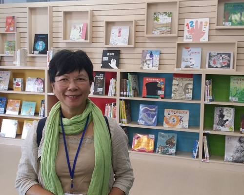 何巧嬋。教大相片