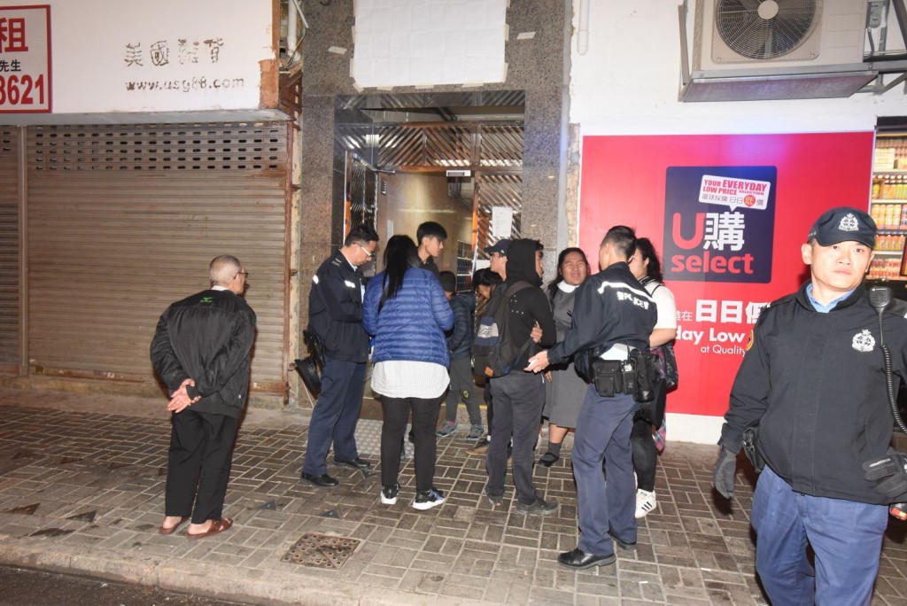 油麻地印度裔學生墮樓