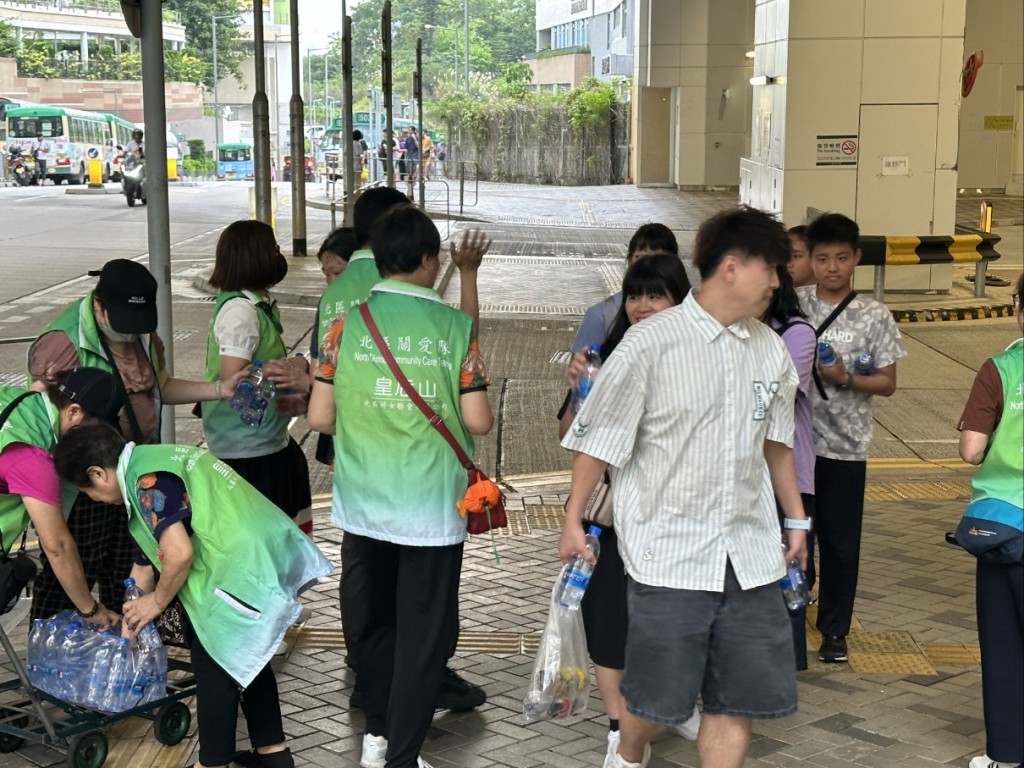 民政事務總署聯同轄下18區民政事務處已完成第二期關愛隊遴選工作。
