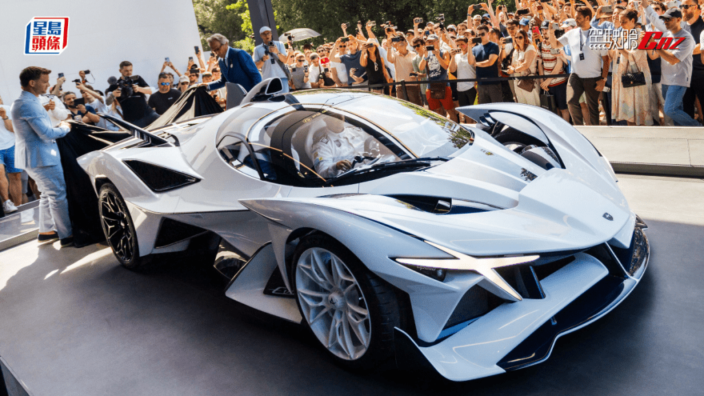全新Apollo EVO在早前英國Goodwood Festival of Speed速度節全球首發，限量20輛，未連稅車價約300萬歐元起。