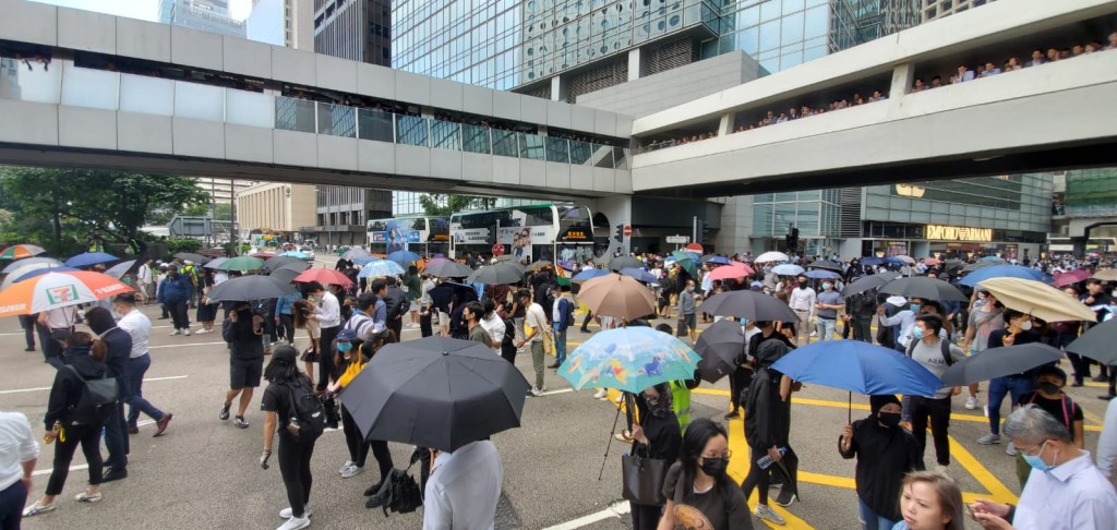 網民號召下周一「三罷」及升級版「黎明行動」。資料圖片