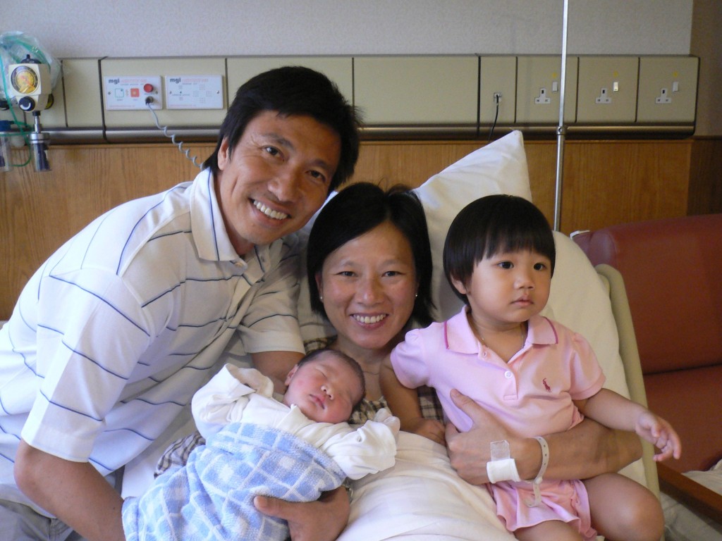 2007年8月李麗珊順產誕下第2名女兒。