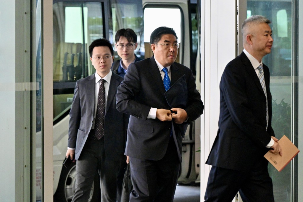 多位官員包括中聯辦副主任孫尚武、中聯辦副主任張勇等人亦有出席。