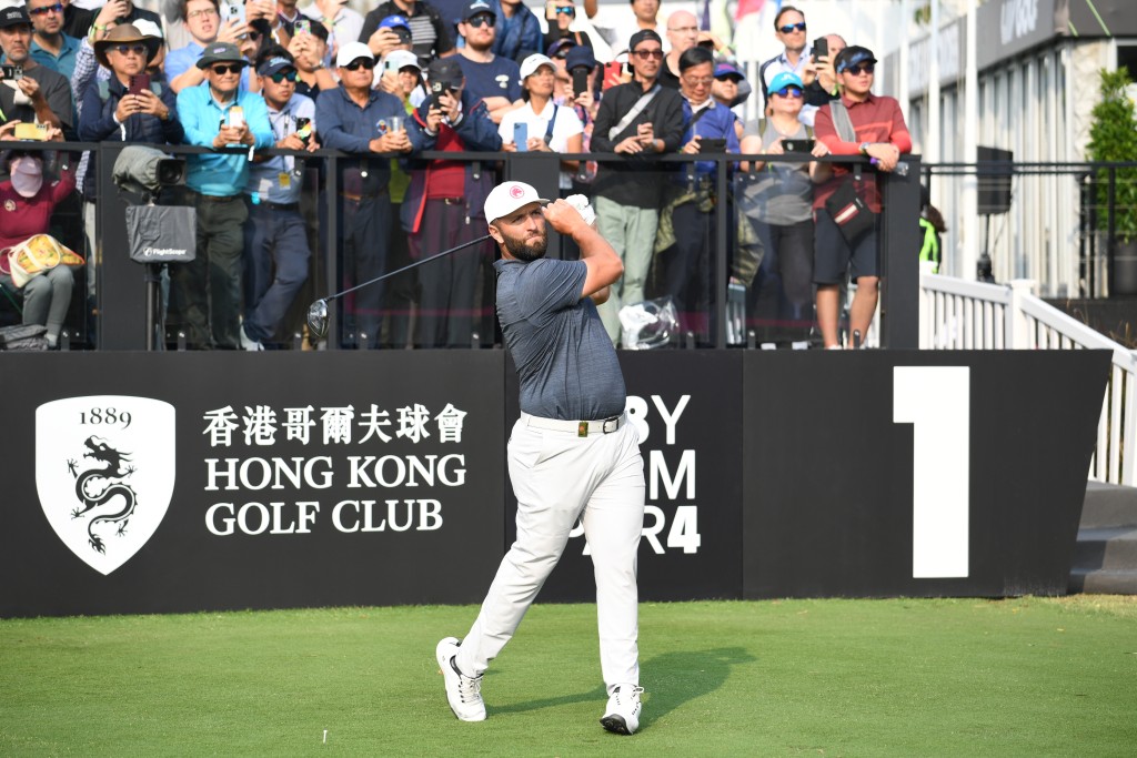   LIV Golf香港站赛事开锣，世界排名第3的拉姆挥杆。 吴家祺摄