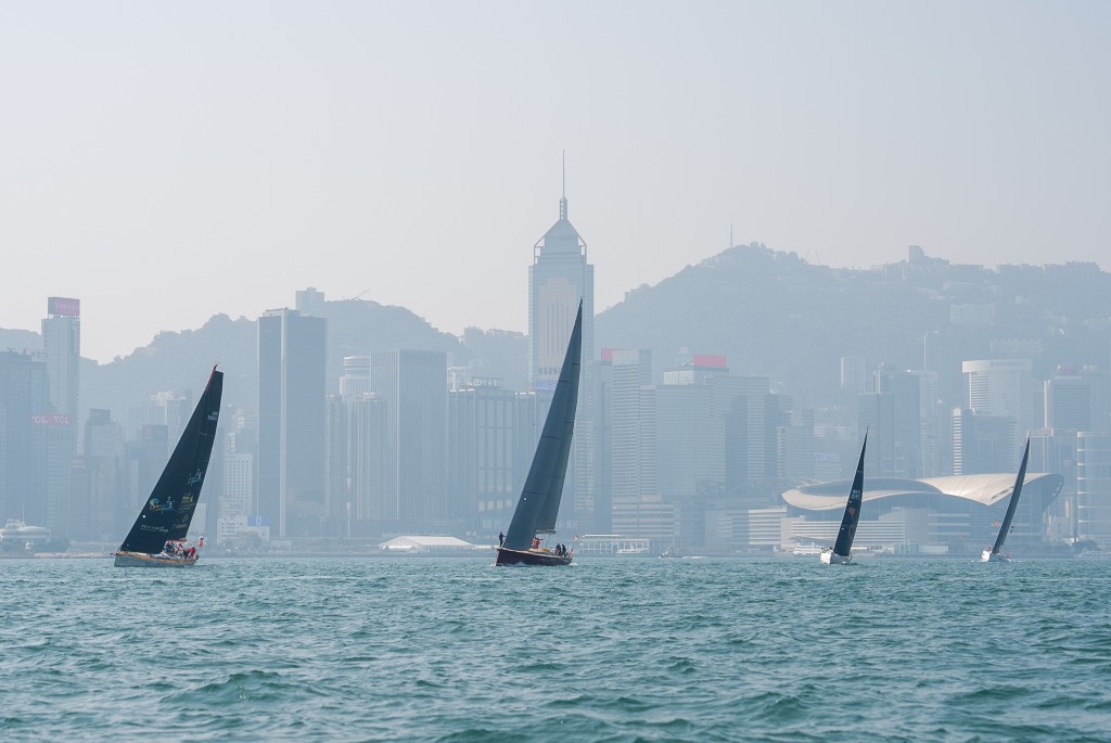 香港遊艇會主辦的「香港往海南帆船賽」，周四於上午11時20分假維港起航。公關圖片