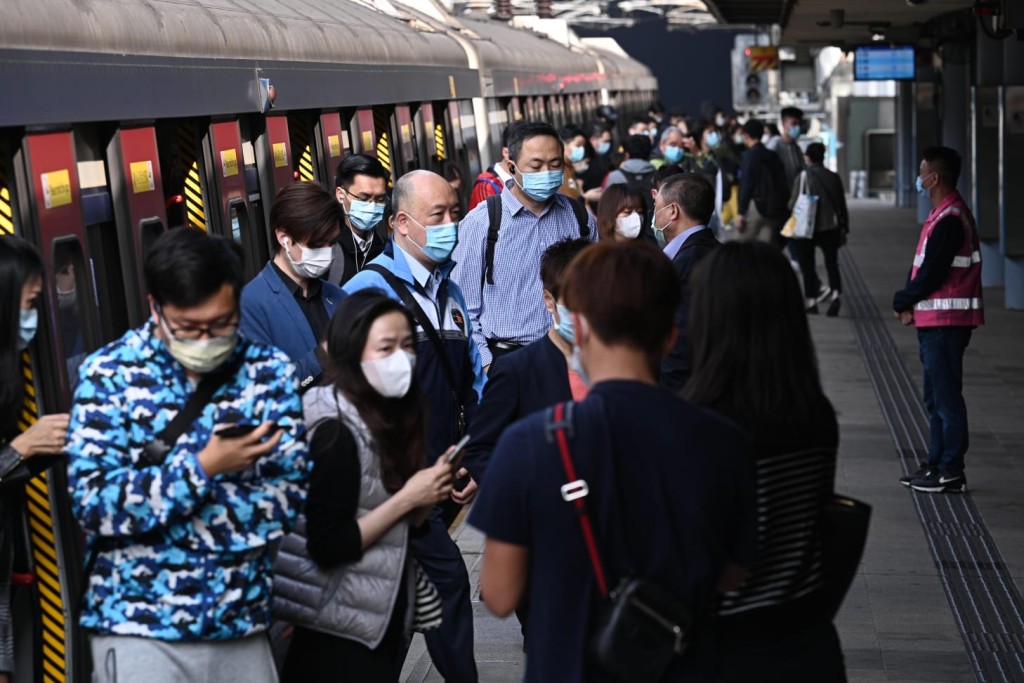 東鐵線列車運作不暢順,列車服務一度運受阻。