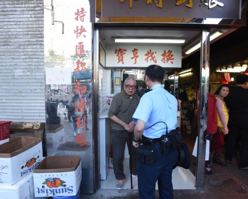警方到場協助。梁國峰攝