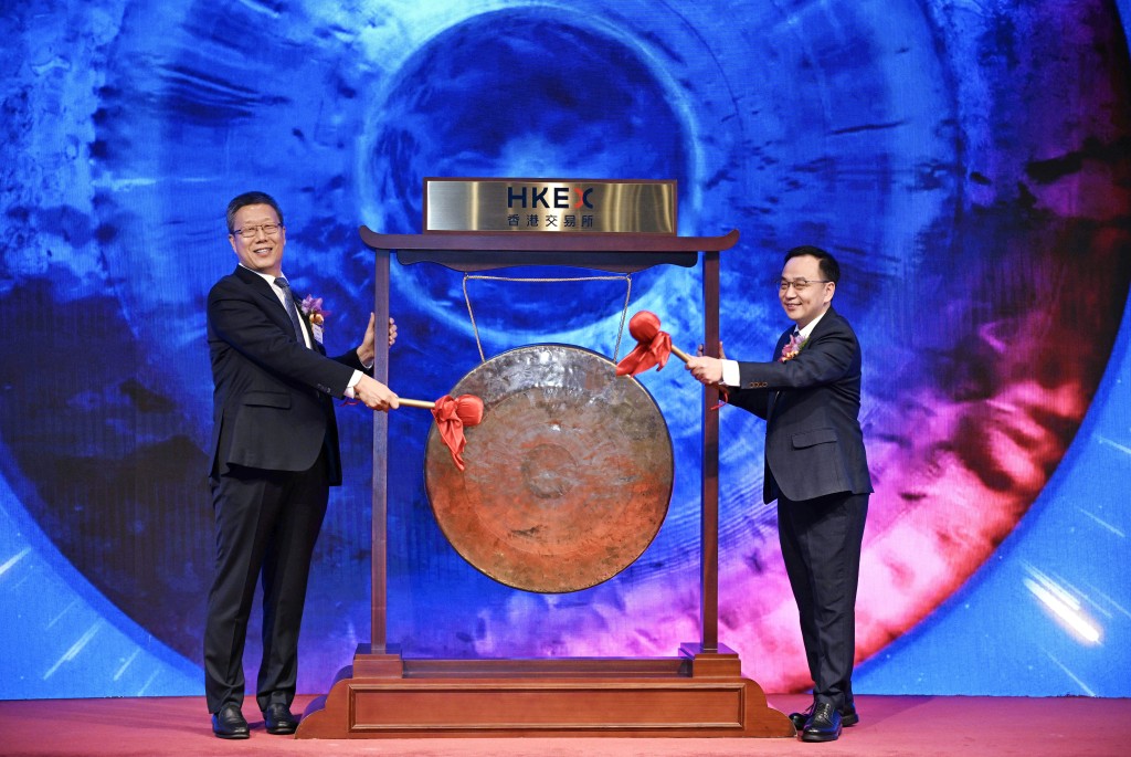 樂舒適昨日首日掛牌。蘇正謙攝