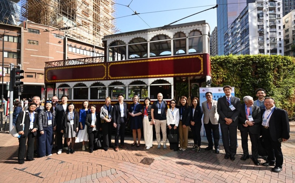 观光电车之旅。