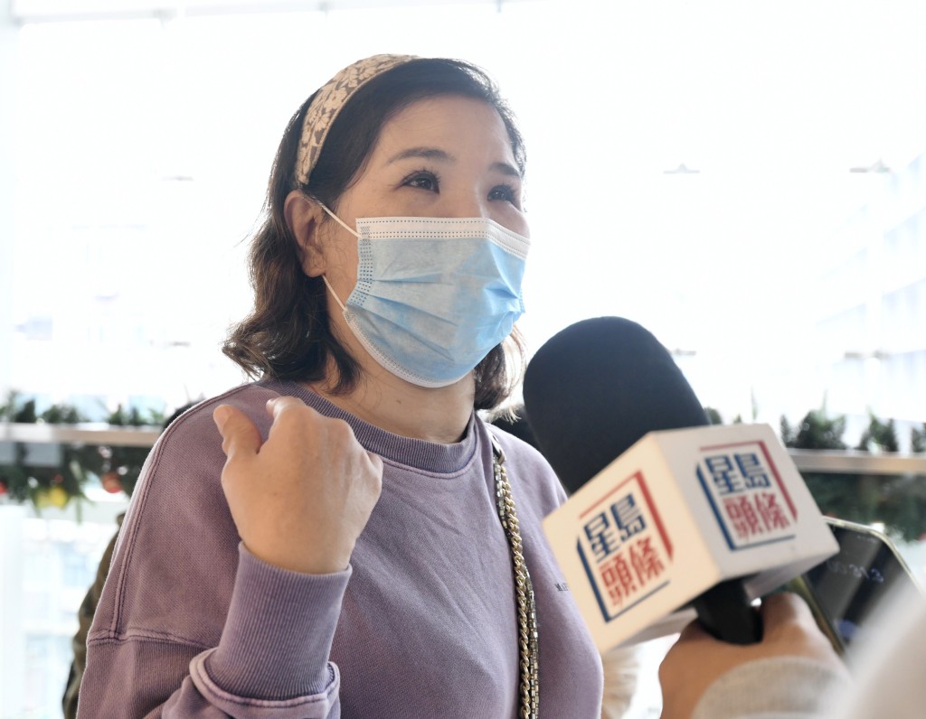 劉小姐表示她平日都習慣用正價購買,如非職員提醒,都沒法使用優惠。 劉小姐表示她平日都習慣用正價購買,如非職員提醒,都沒法使用優惠。